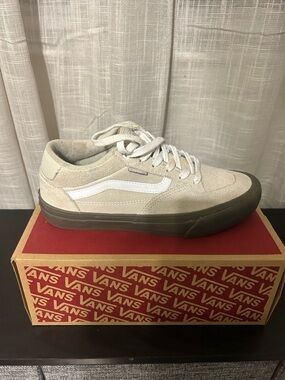 Men’s Vans Size 9